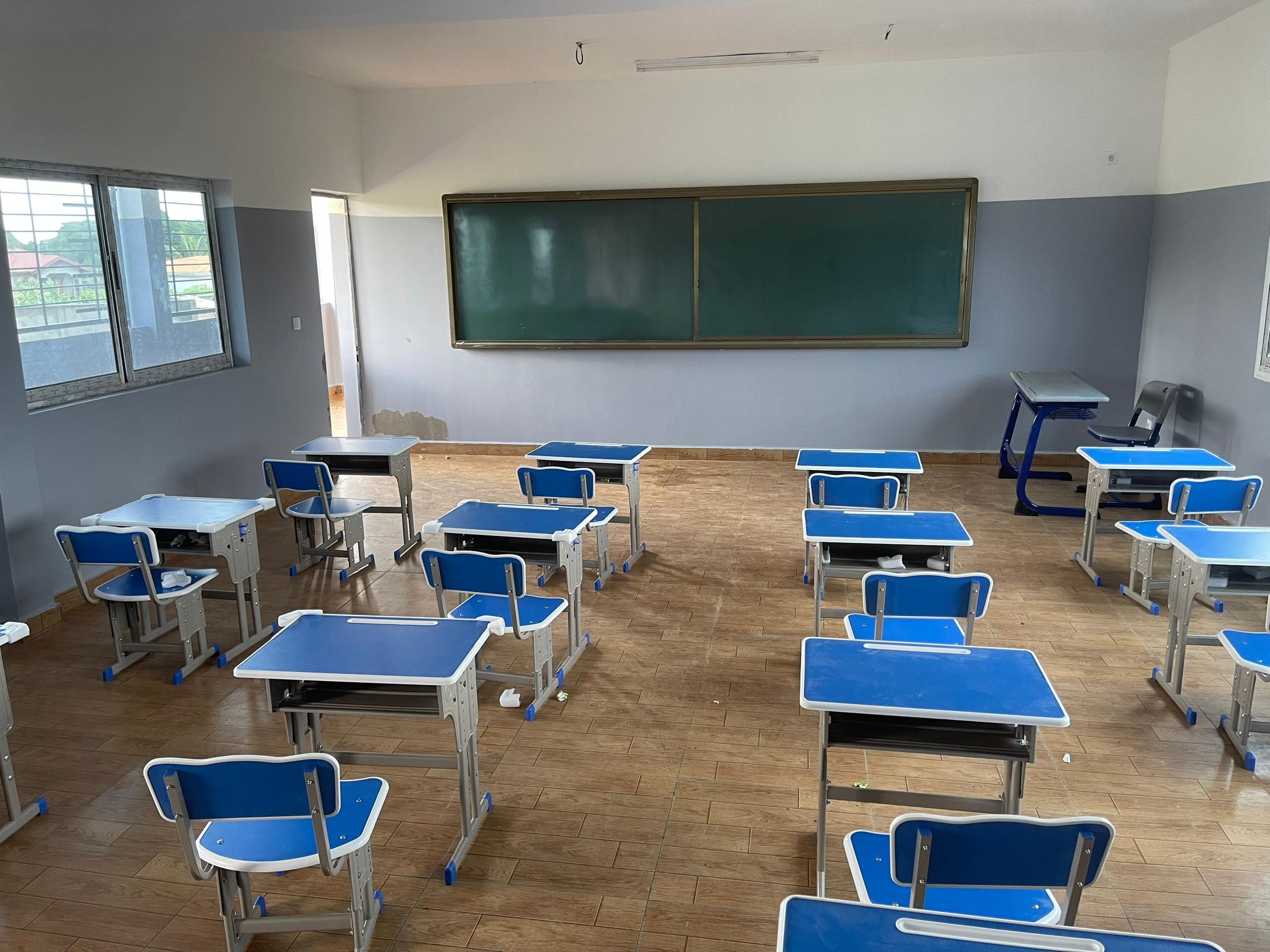 École 9